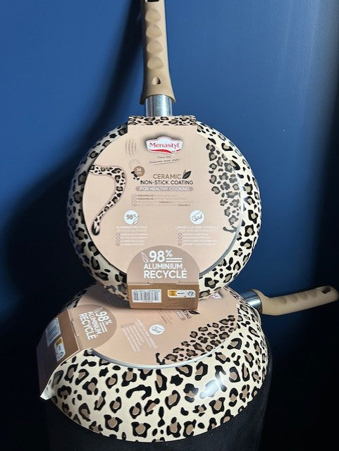 Luipaard pan 28 cm van gerecycled bruin aluminium