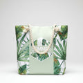 Groene strandtas met tropisch bladprint, SUMMER opdruk en touwhengsels, 45x35 cm