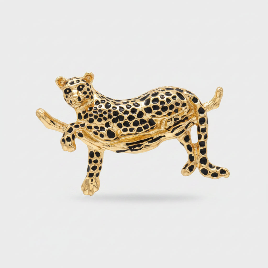 Gouden luipaard broche 5 cm op kartonnen kaartje, nikkel- en loodvrij